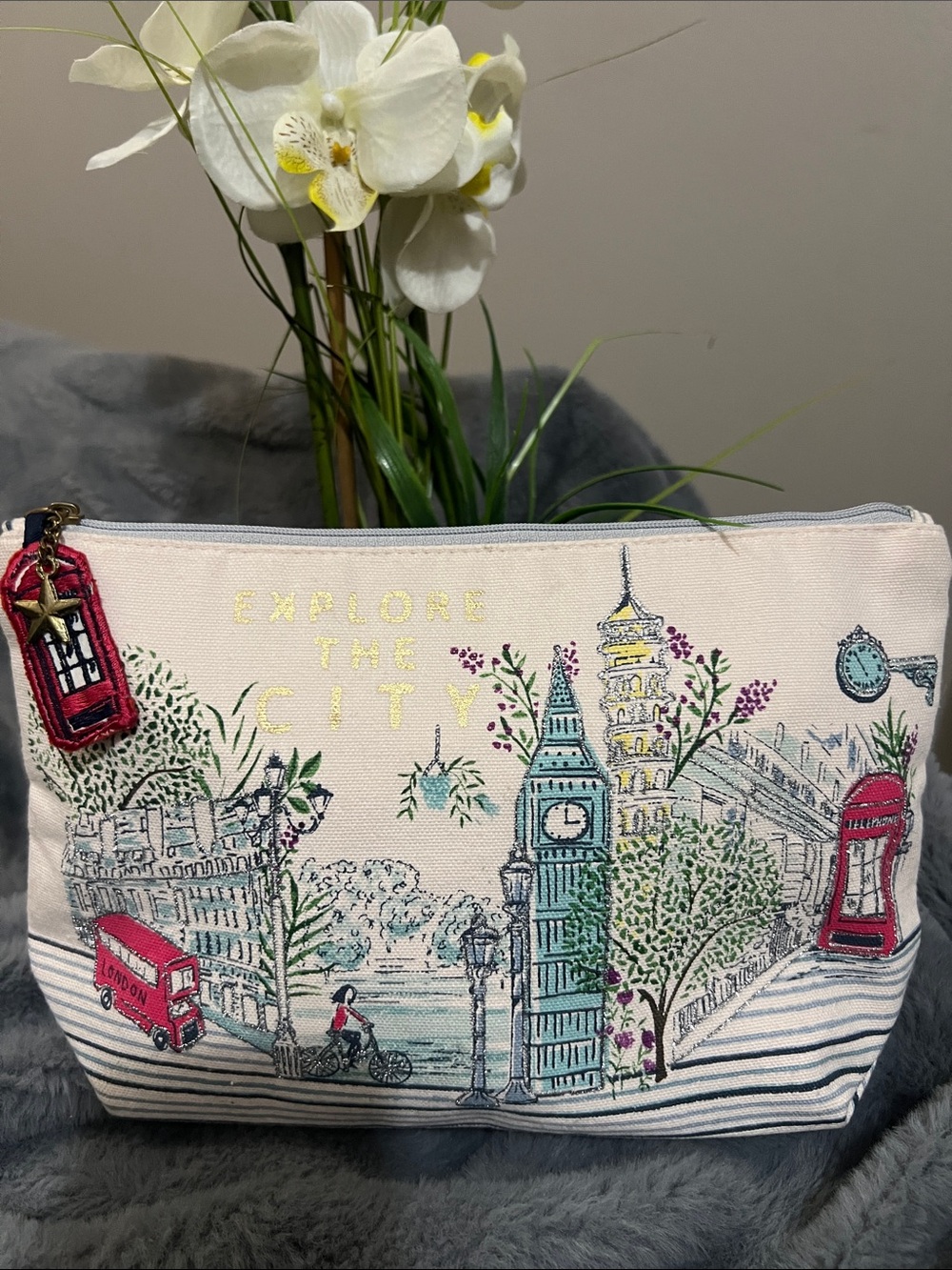 Accessorize Global Explore the City - London Canvas / Glitter Cosmetic Bag EUC